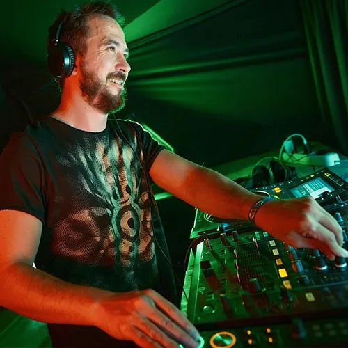 Artist Spotlight - Tron